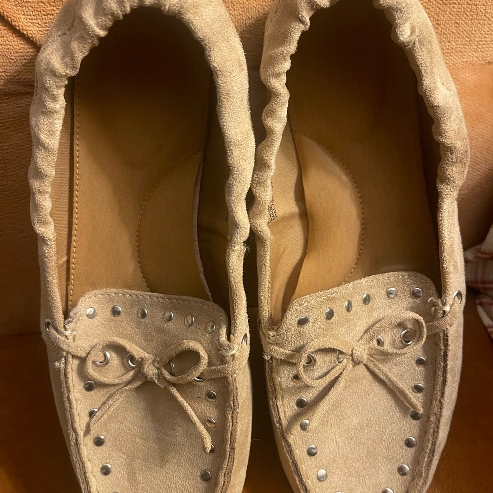 Time and Tru Women's Tan Moccasins with Silver Accents